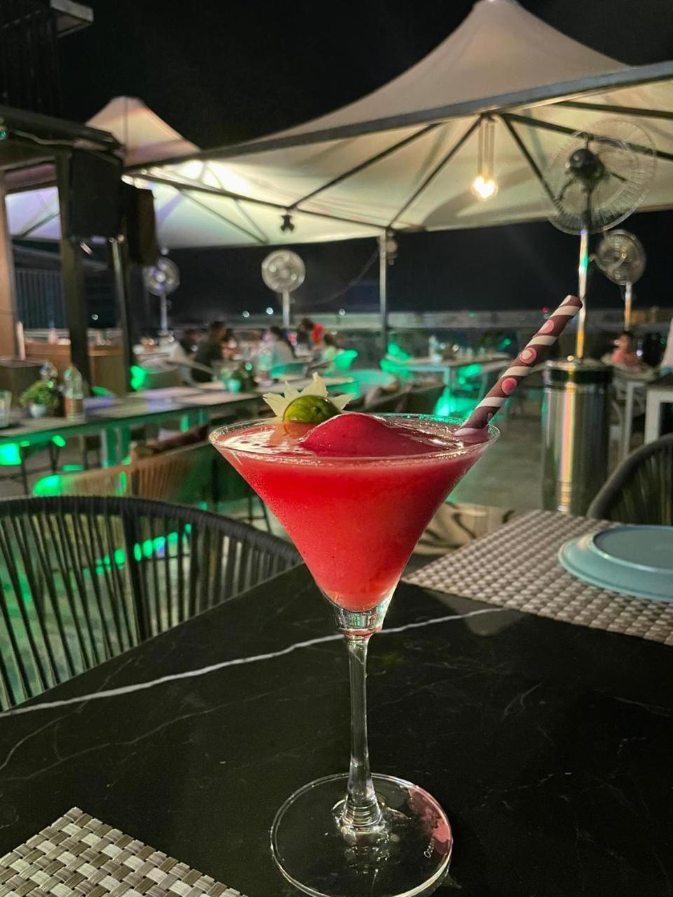 Hotel Three Seasons Vrindāvan Εξωτερικό φωτογραφία